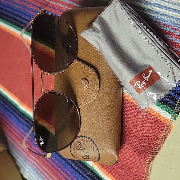 Ray Ban Sunglasses - Picture 1 of 7